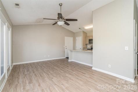 6165 Meadow Rose Lane Charlotte NC 28215