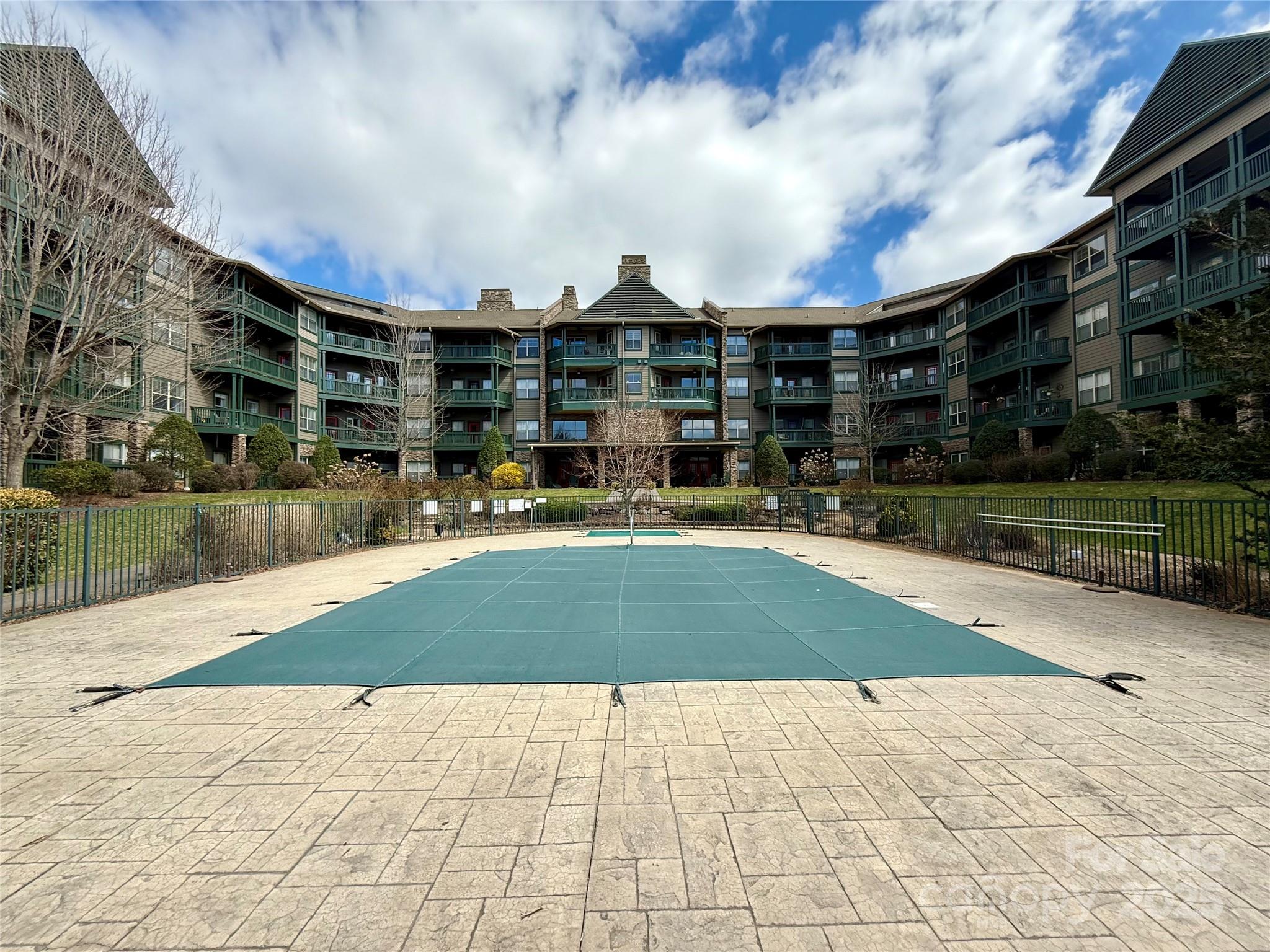 9 Kenilworth Knoll Asheville NC 28805