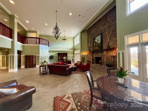 9 Kenilworth Knoll Asheville NC 28805