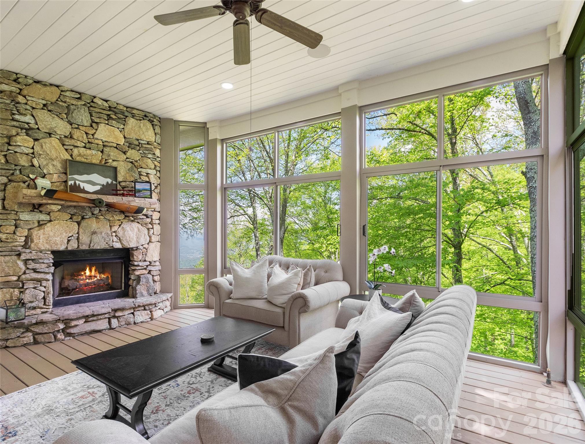 266 Sunset Point Road Burnsville NC 28714