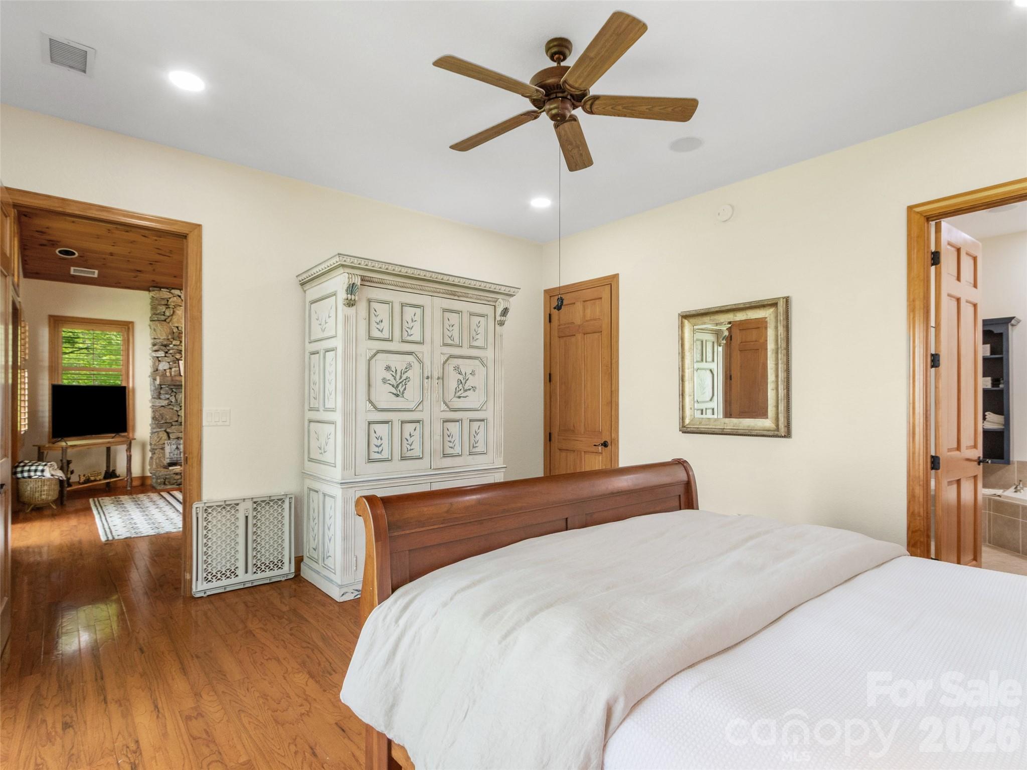 266 Sunset Point Road Burnsville NC 28714