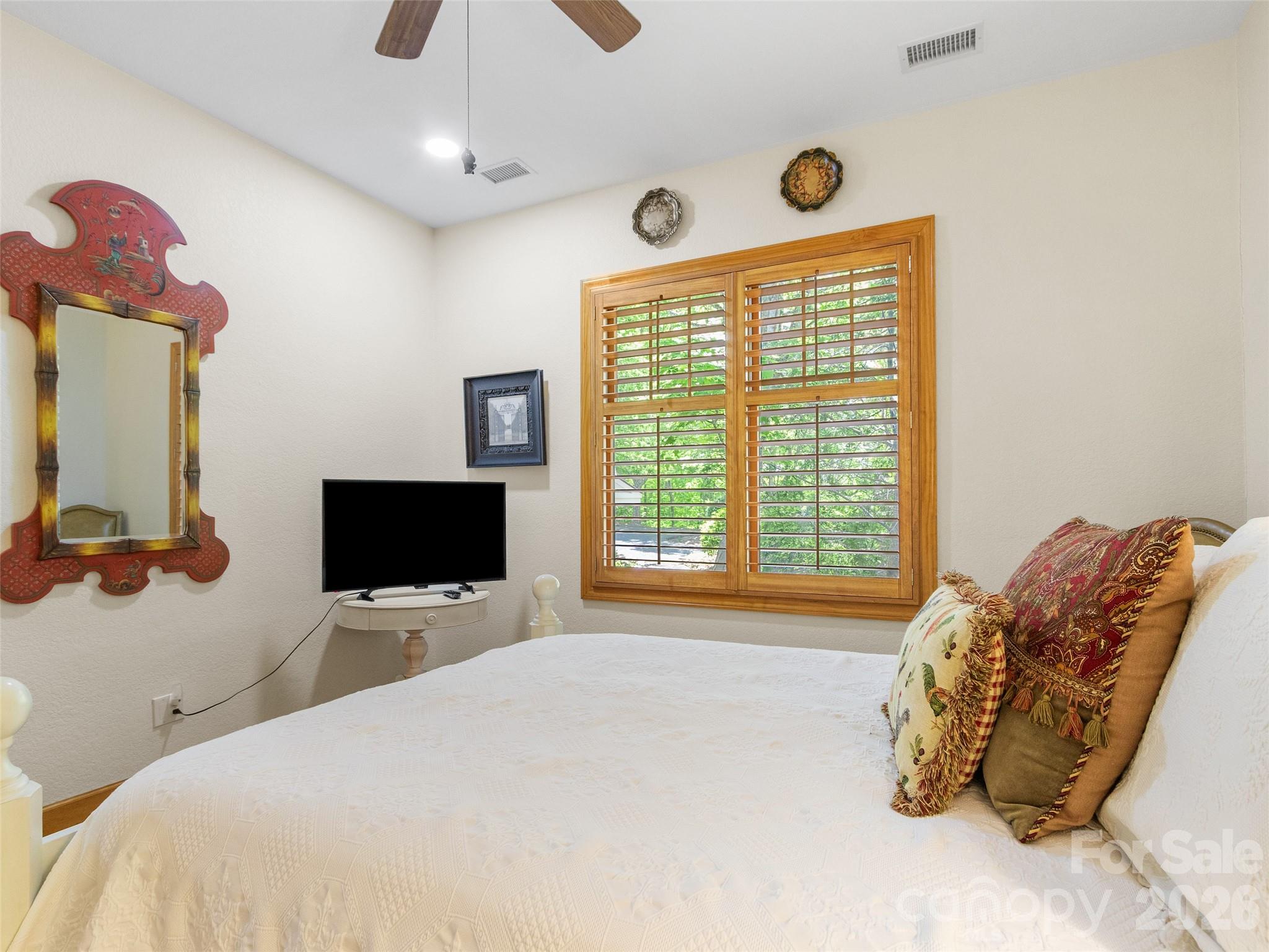 266 Sunset Point Road Burnsville NC 28714