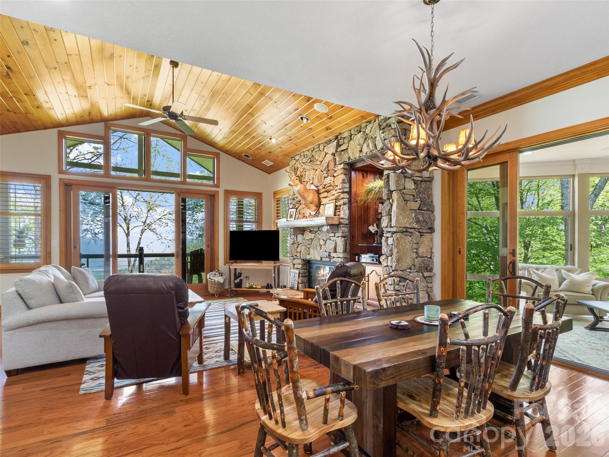 266 Sunset Point Road Burnsville NC 28714