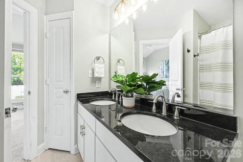 1007 Park West Drive Charlotte NC 28209