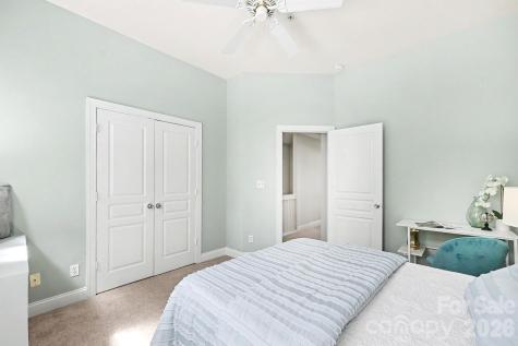 1007 Park West Drive Charlotte NC 28209