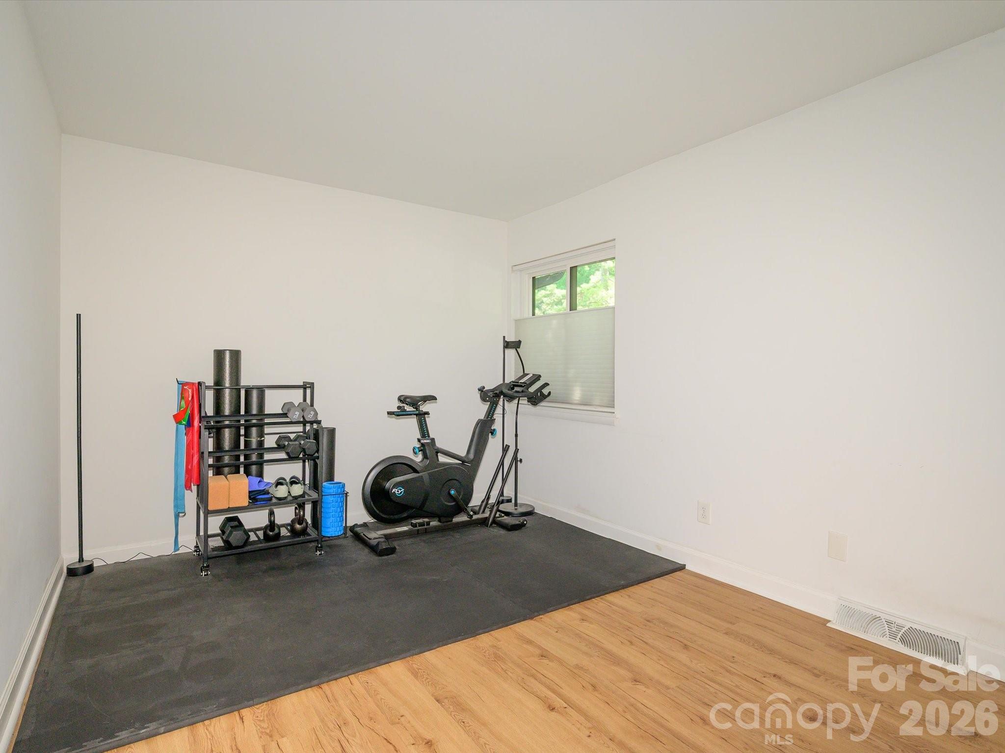 3738 Winding Creek Lane Charlotte NC 28226