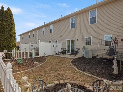 99 Sunny Meadows Boulevard Arden NC 28704