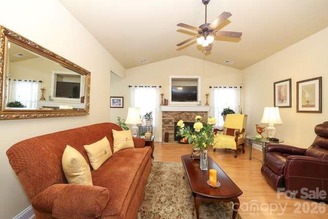 5714 Bradford Lake Lane Charlotte NC 28269