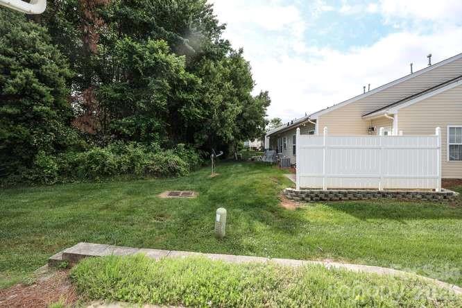 5714 Bradford Lake Lane Charlotte NC 28269