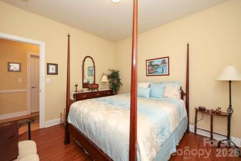 5714 Bradford Lake Lane Charlotte NC 28269