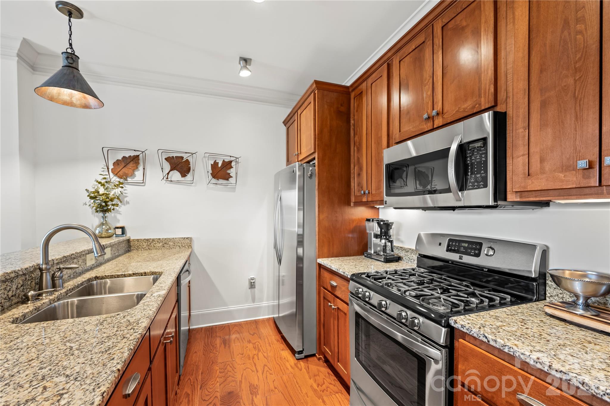 350 E Allen Street Hendersonville NC 28792