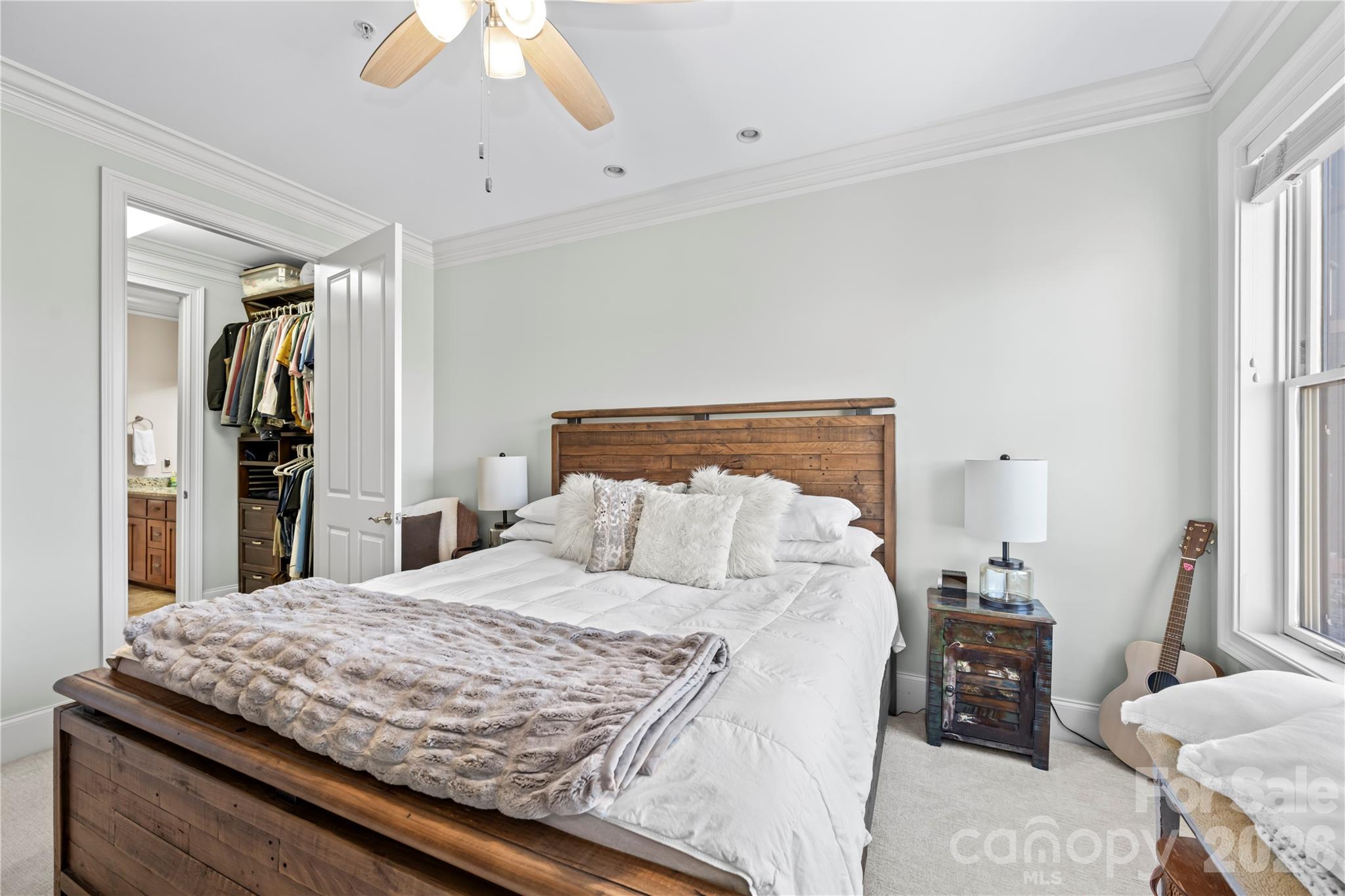 350 E Allen Street Hendersonville NC 28792