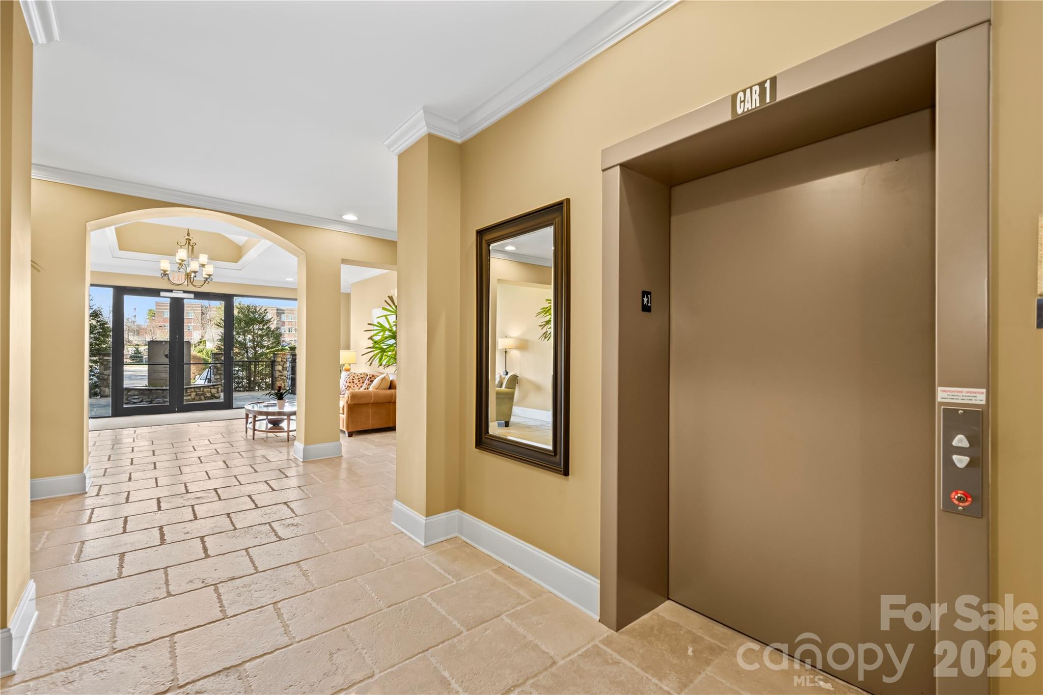 350 E Allen Street Hendersonville NC 28792