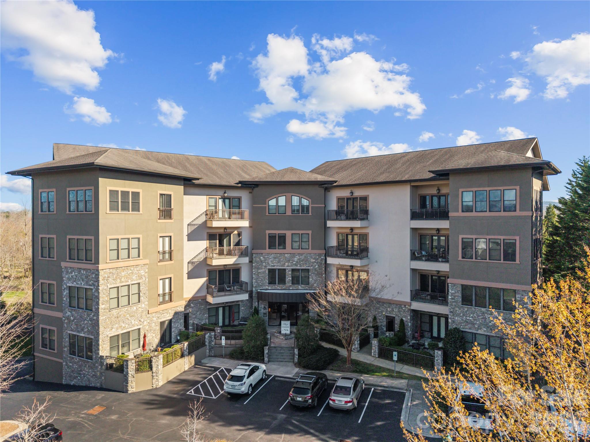 350 E Allen Street Hendersonville NC 28792