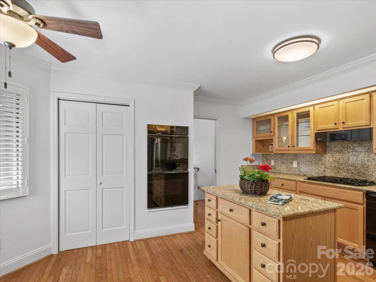 21 Ridge Terrace Asheville NC 28804
