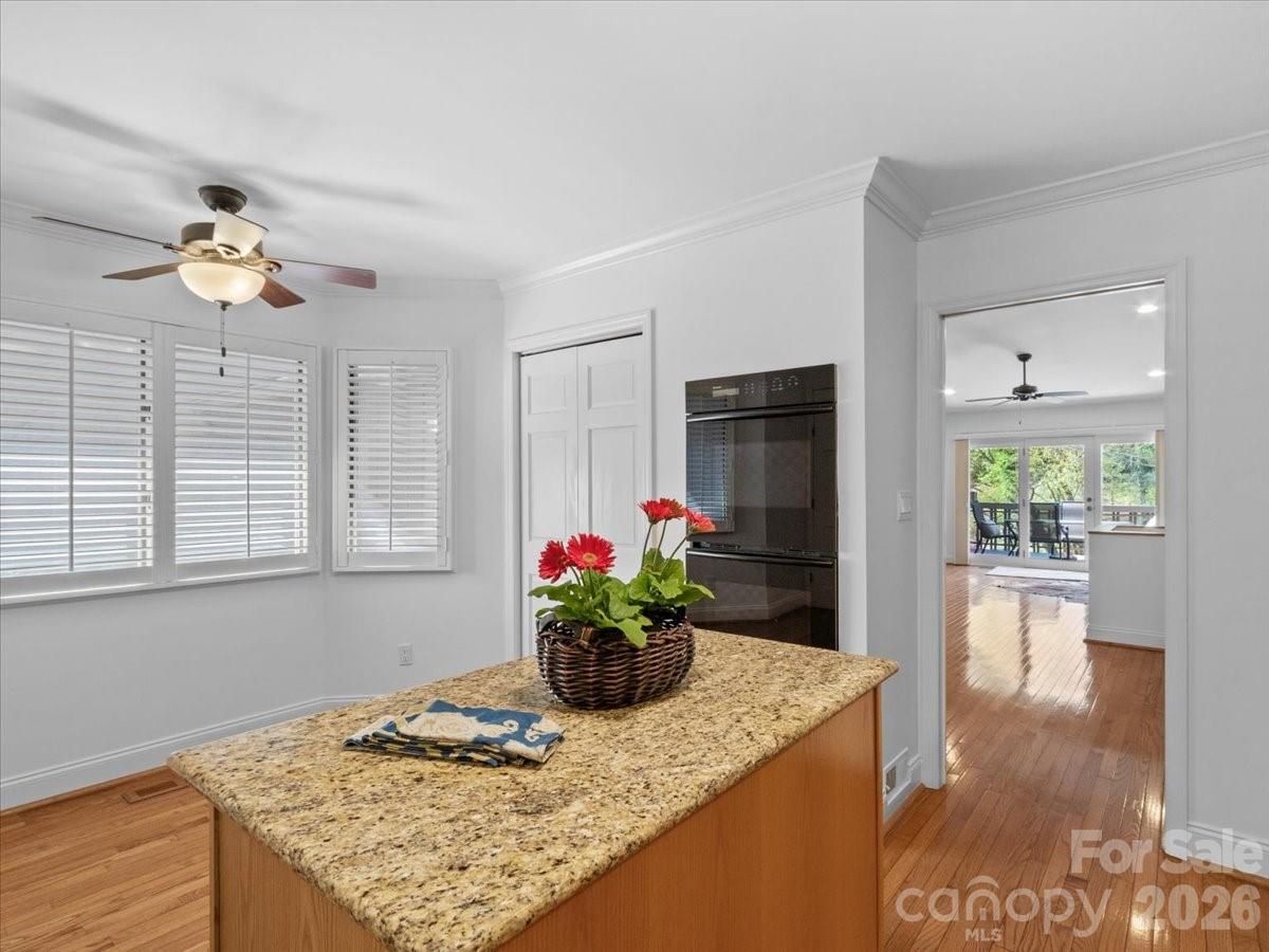 21 Ridge Terrace Asheville NC 28804