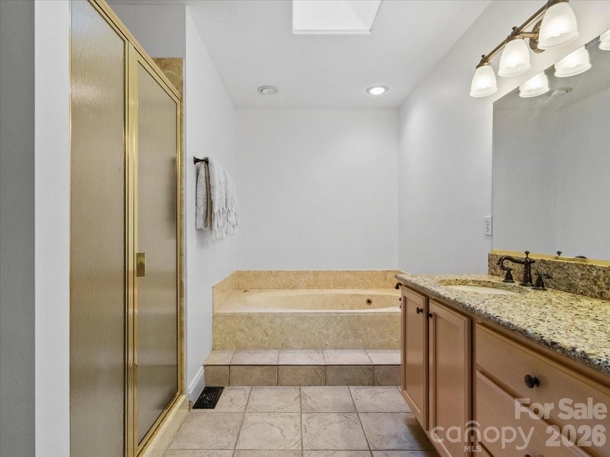 21 Ridge Terrace Asheville NC 28804