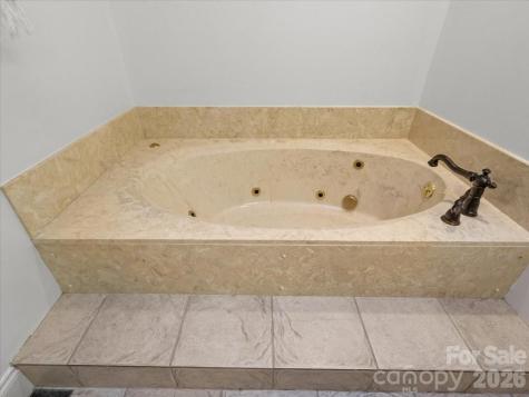 21 Ridge Terrace Asheville NC 28804