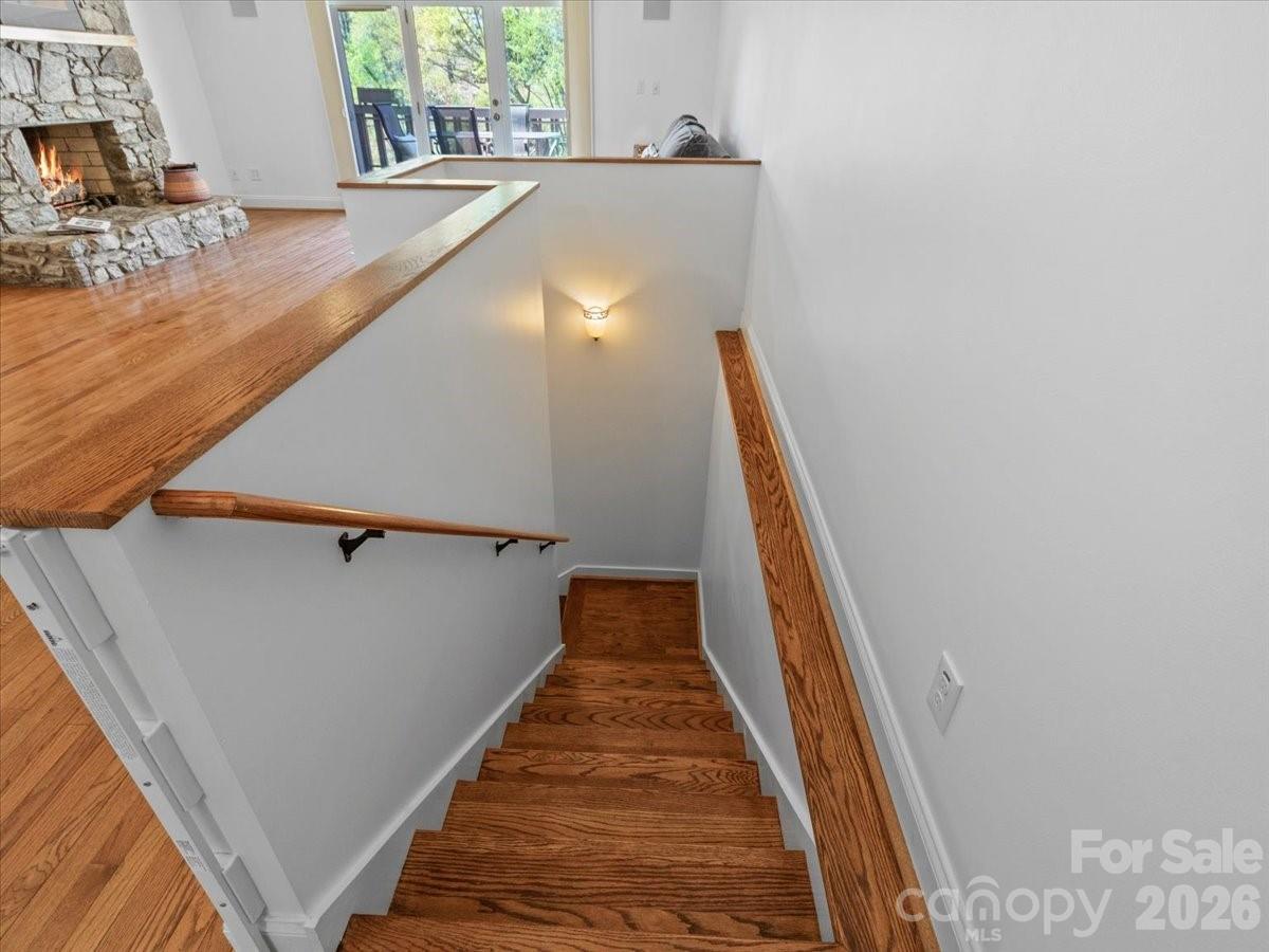 21 Ridge Terrace Asheville NC 28804