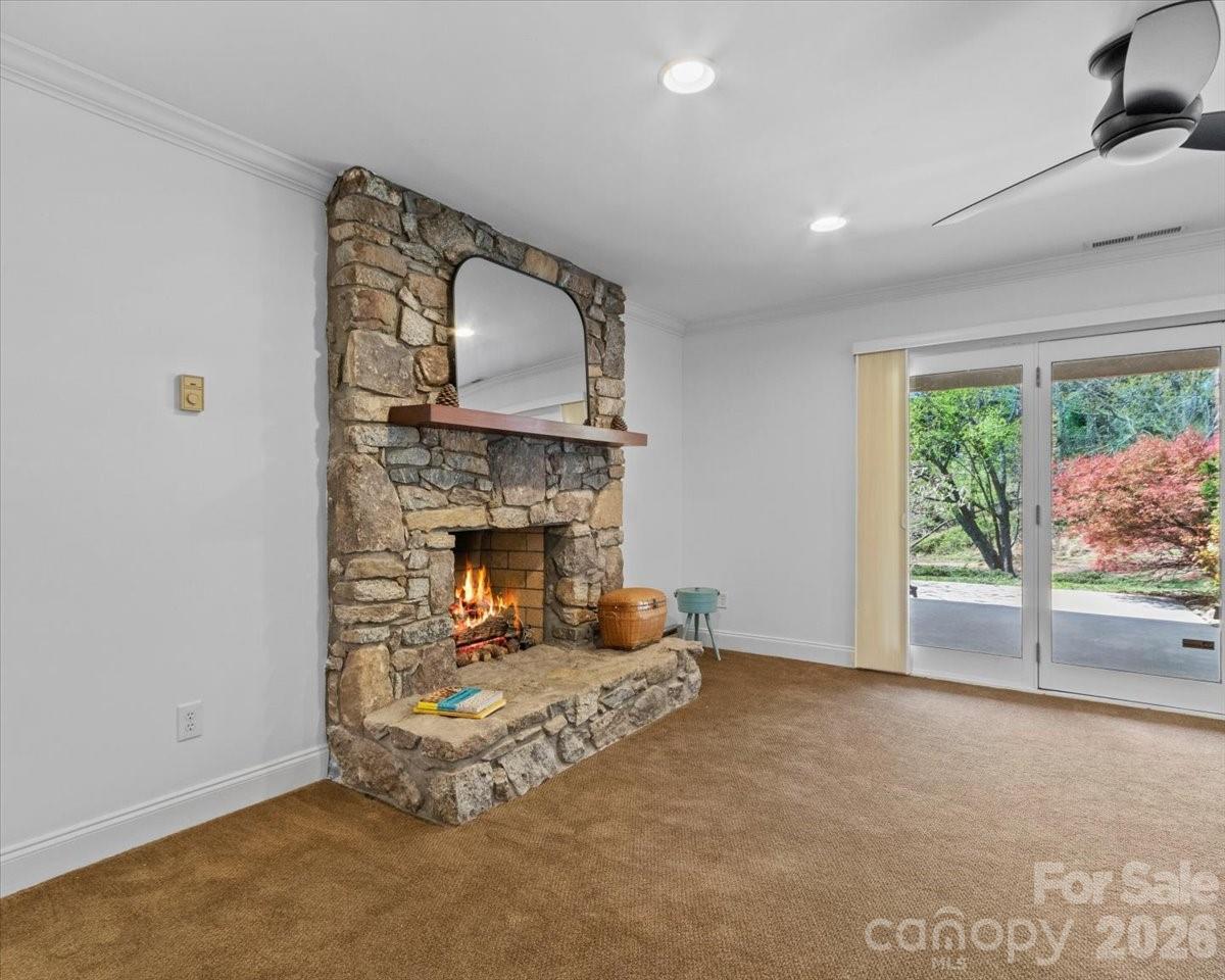 21 Ridge Terrace Asheville NC 28804