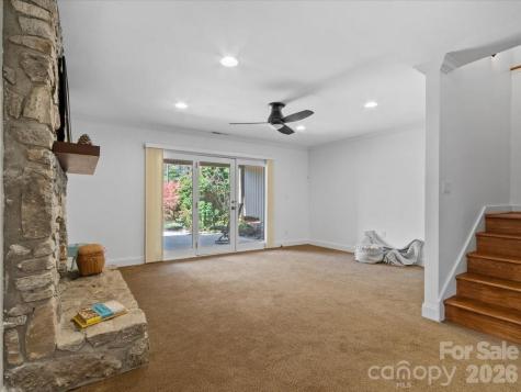 21 Ridge Terrace Asheville NC 28804