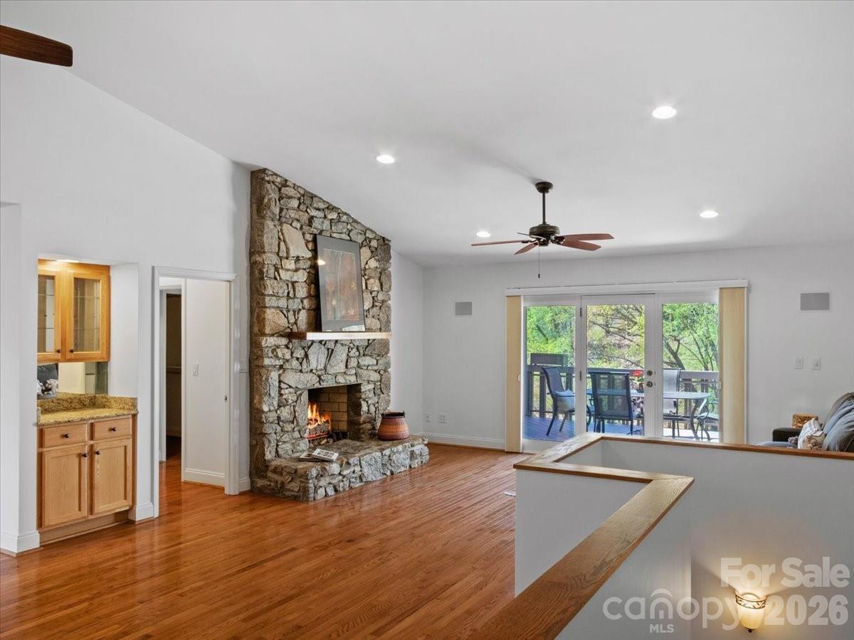 21 Ridge Terrace Asheville NC 28804