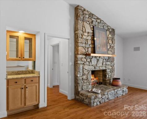 21 Ridge Terrace Asheville NC 28804