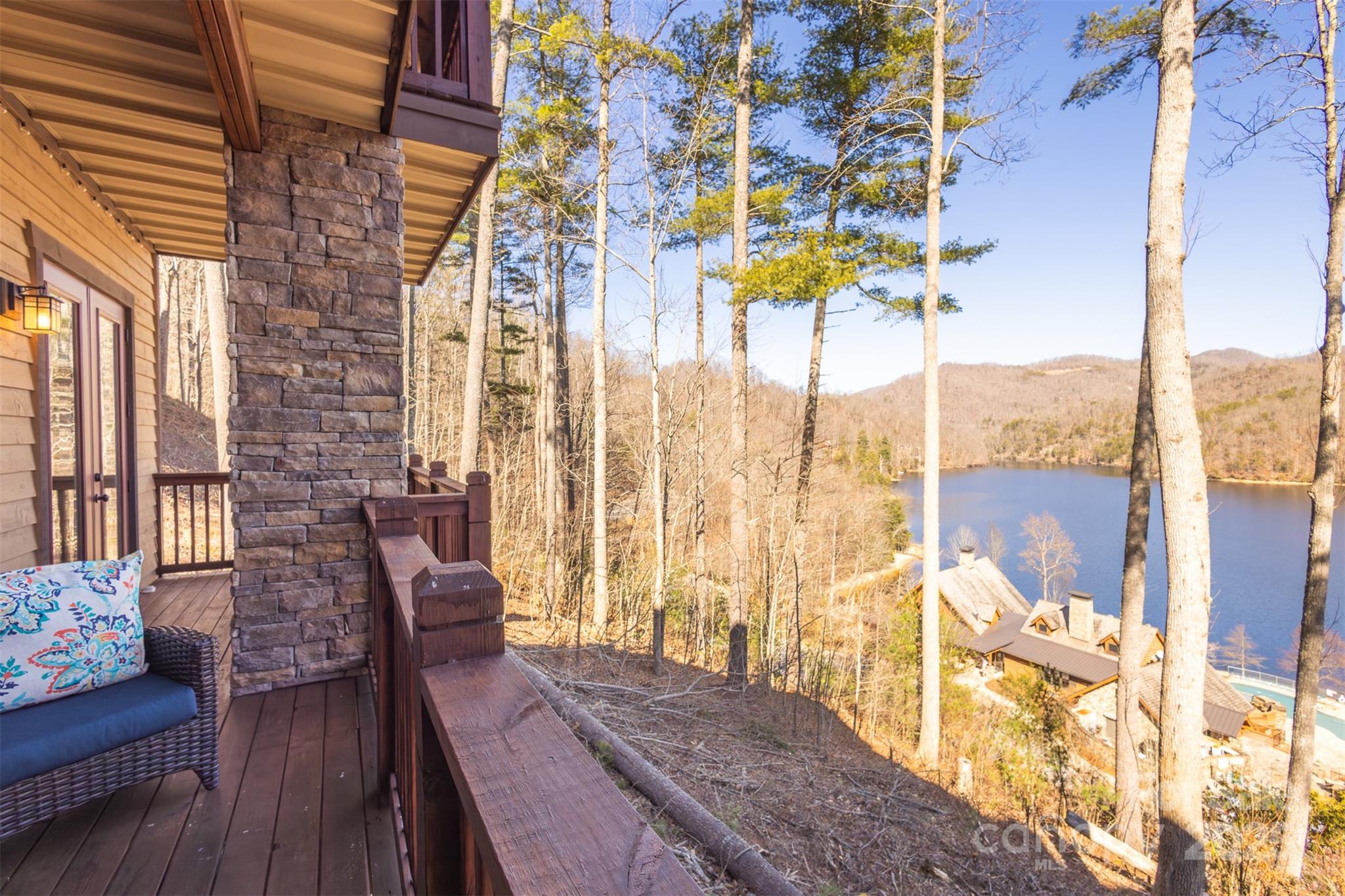 85 Southshore Drive Tuckasegee NC 28783