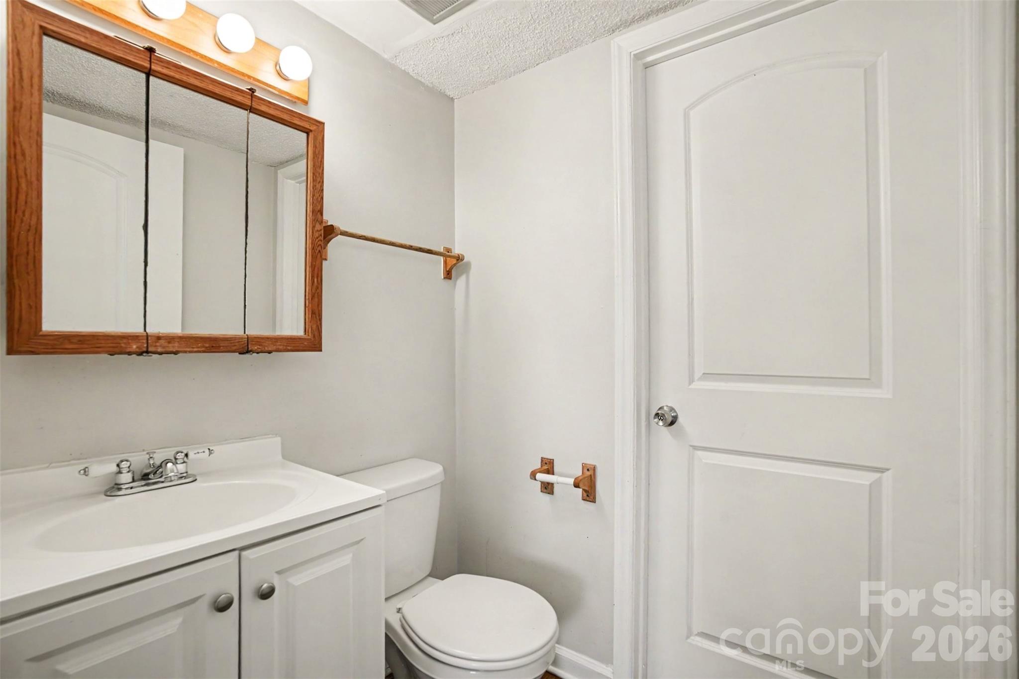 7901 Lakehouse Lane Charlotte NC 28210