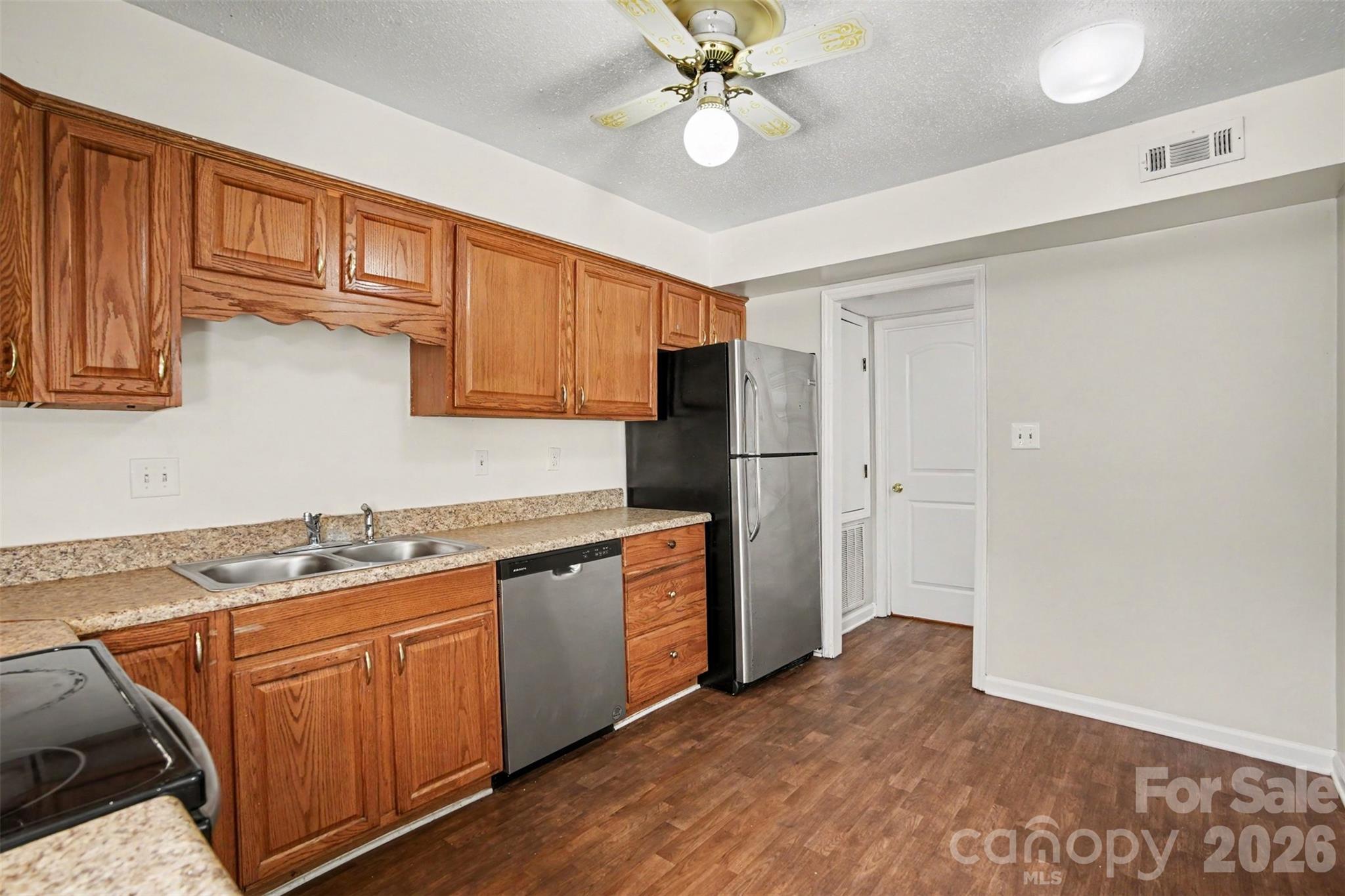 7901 Lakehouse Lane Charlotte NC 28210