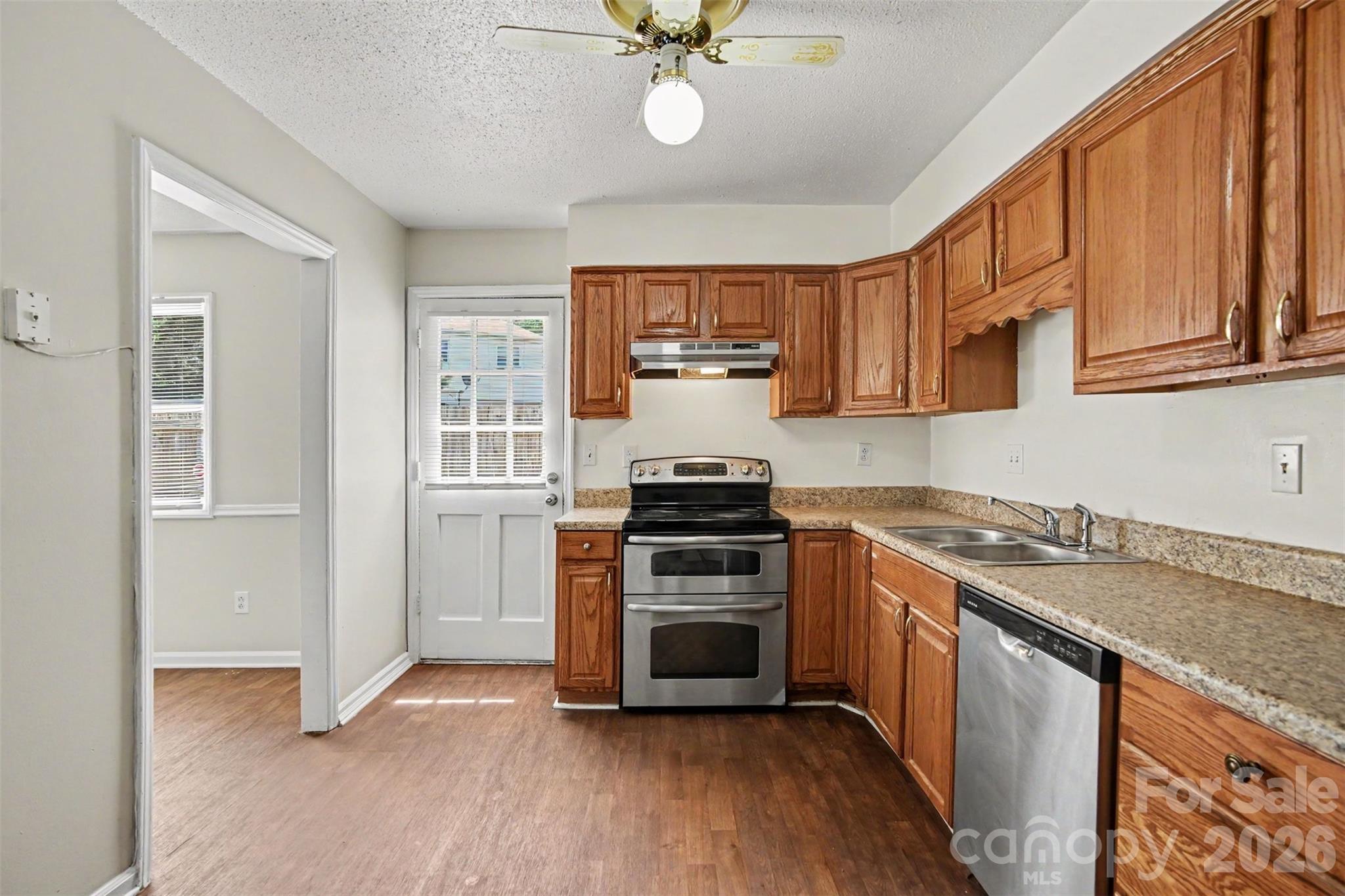 7901 Lakehouse Lane Charlotte NC 28210