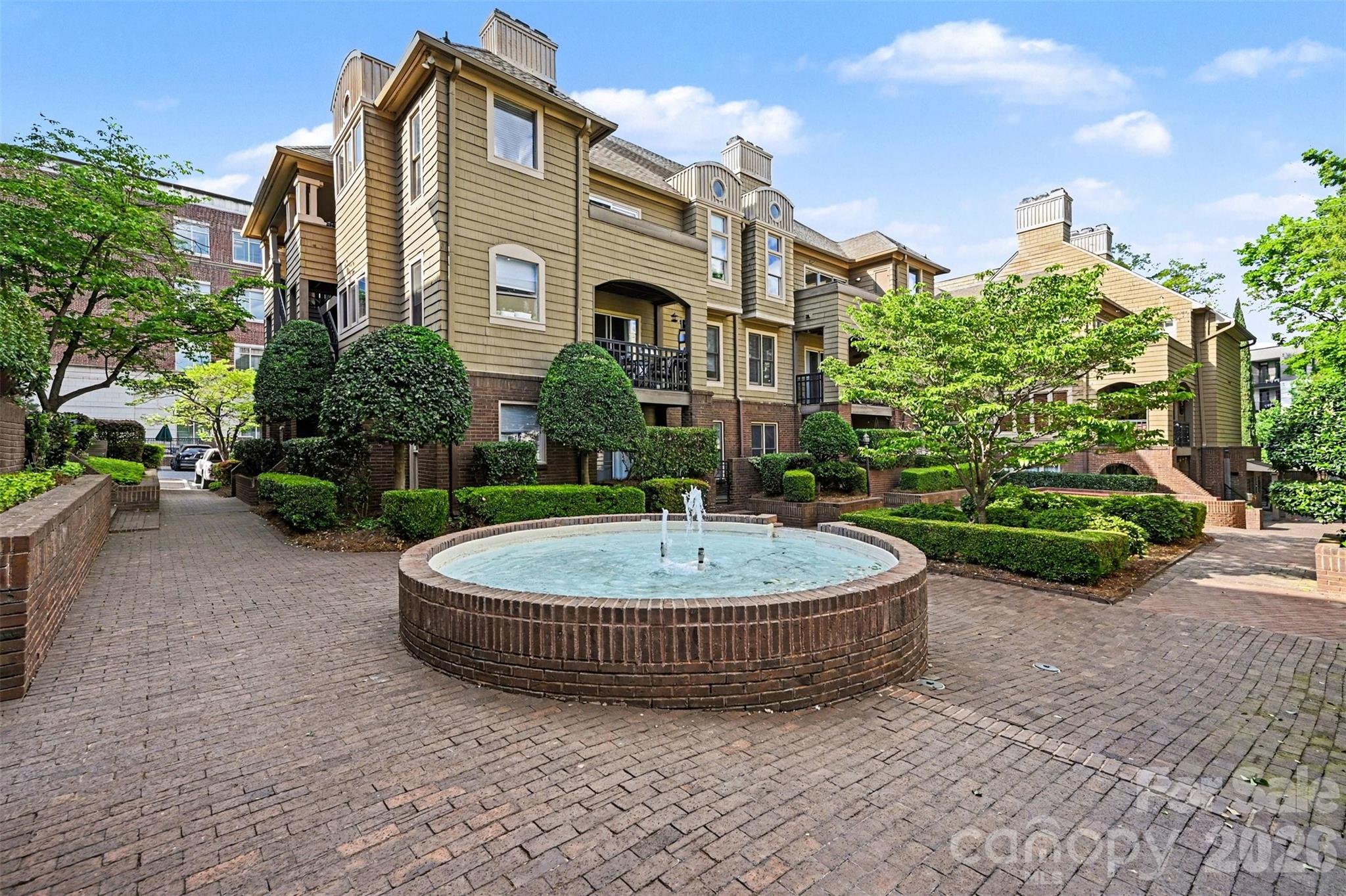 1109 E Morehead Street Charlotte NC 28204