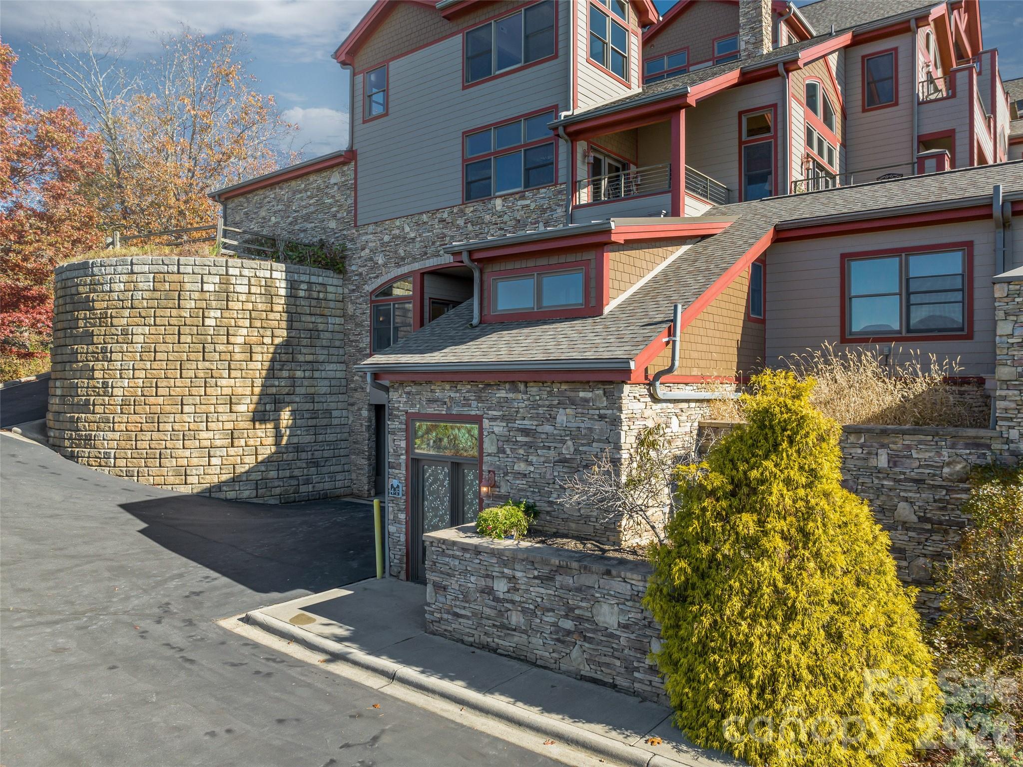 4 Chimney Crest Drive Asheville NC 28806