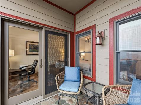 4 Chimney Crest Drive Asheville NC 28806