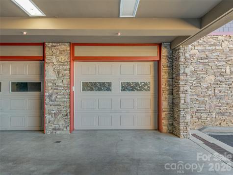 4 Chimney Crest Drive Asheville NC 28806