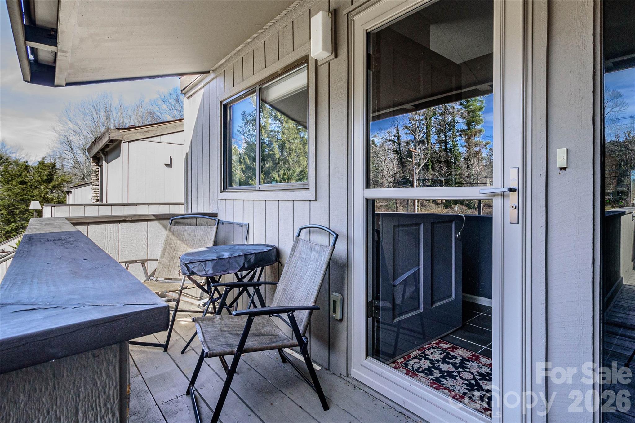 8 Lakemoor Lane Hendersonville NC 28739
