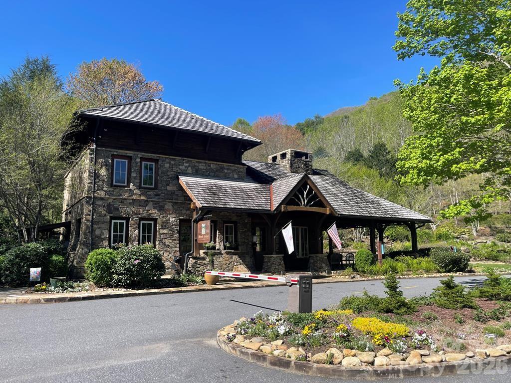 103 Southshore Drive Tuckasegee NC 28783