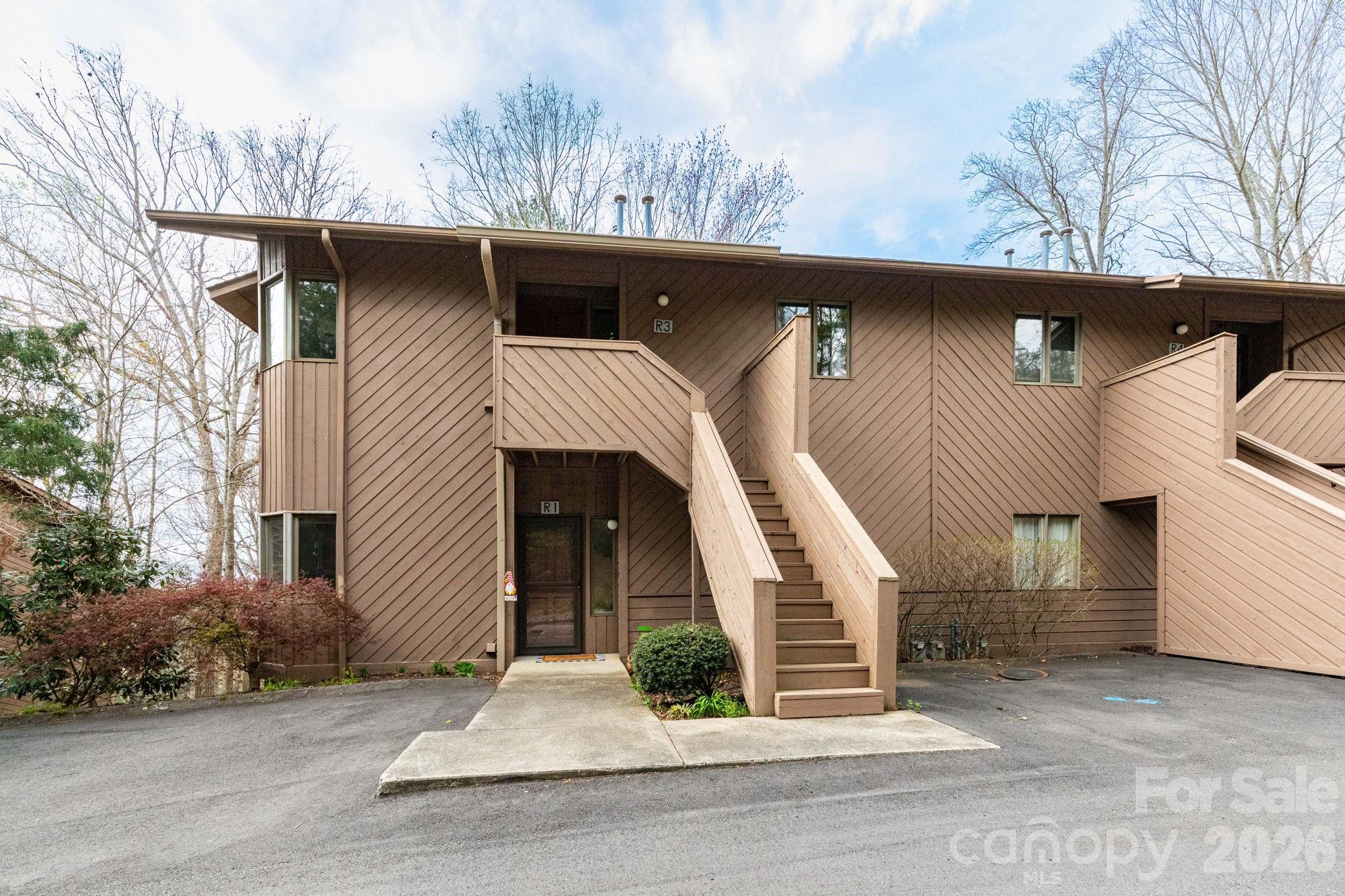 305 Piney Mountain Drive Asheville NC 28805