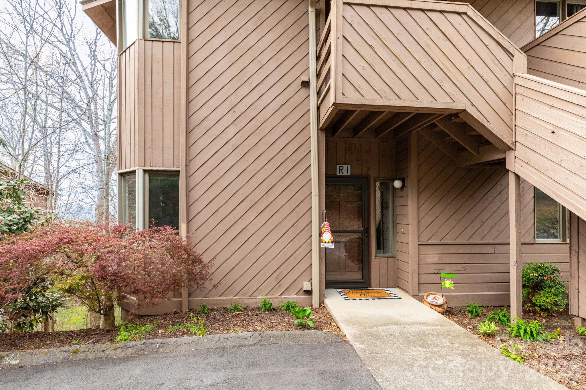 305 Piney Mountain Drive Asheville NC 28805