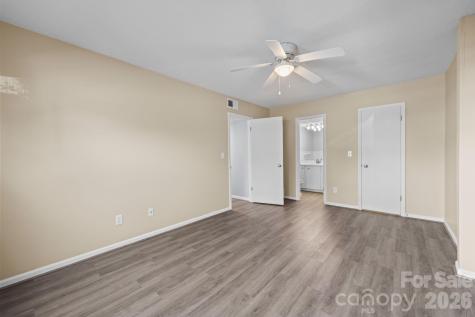 427 6th Avenue W Hendersonville NC 28739