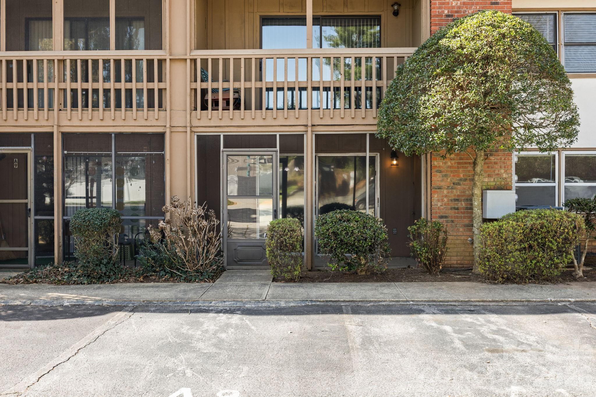 427 6th Avenue W Hendersonville NC 28739