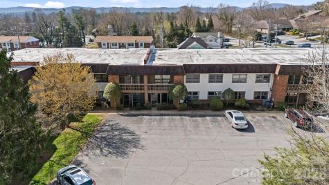 427 6th Avenue W Hendersonville NC 28739