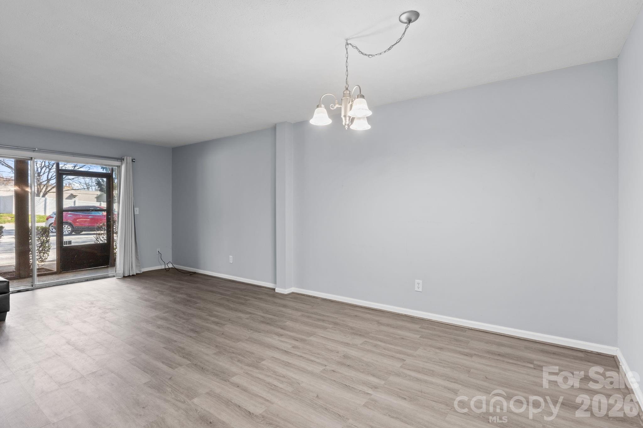 427 6th Avenue W Hendersonville NC 28739
