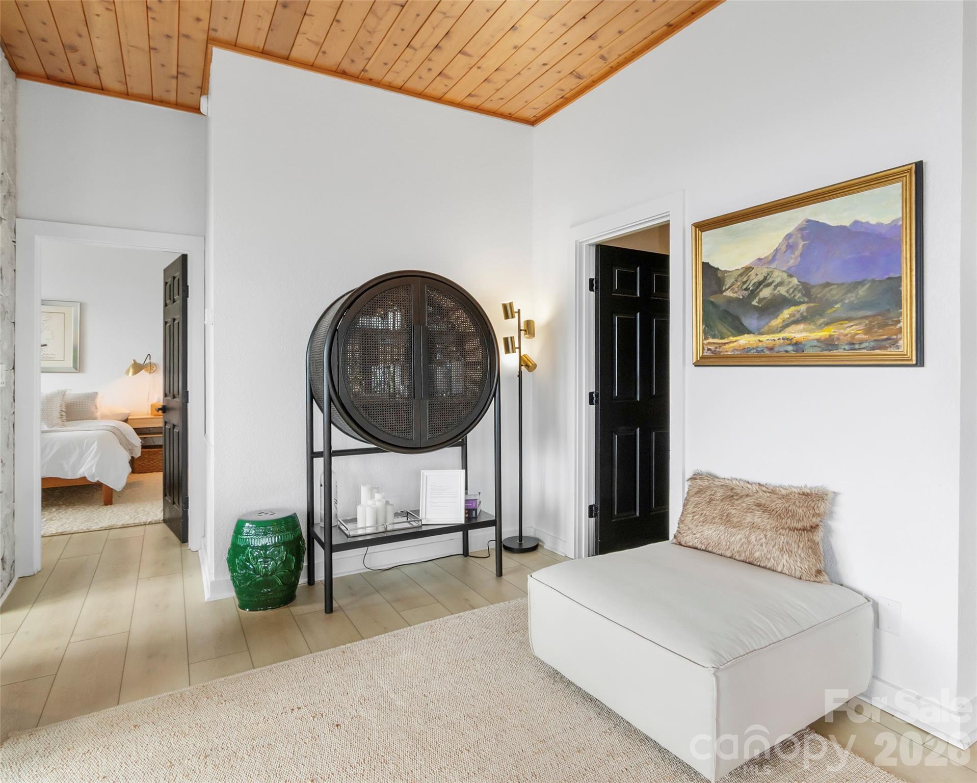 30 Club Villa Court Burnsville NC 28714