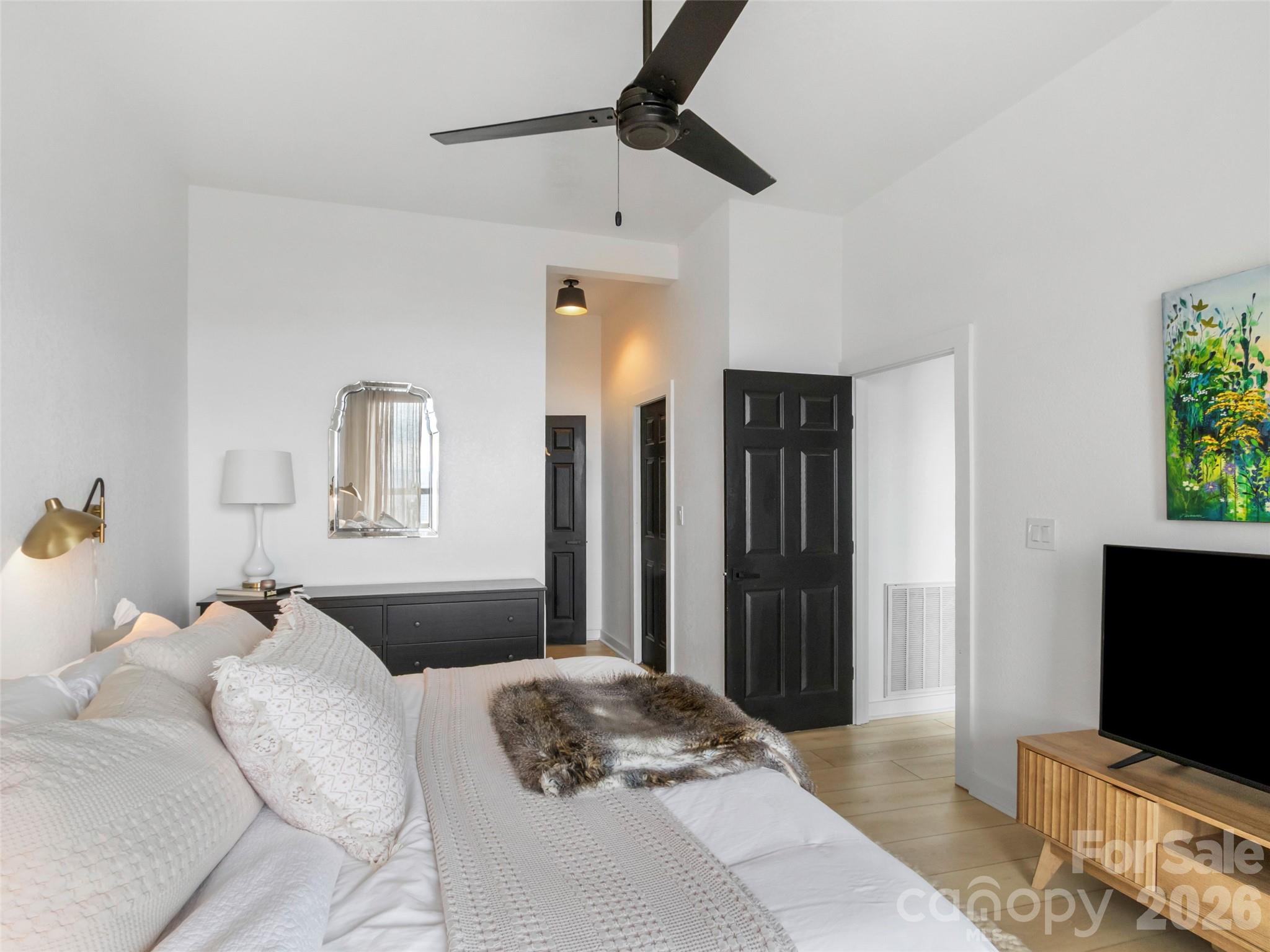 30 Club Villa Court Burnsville NC 28714