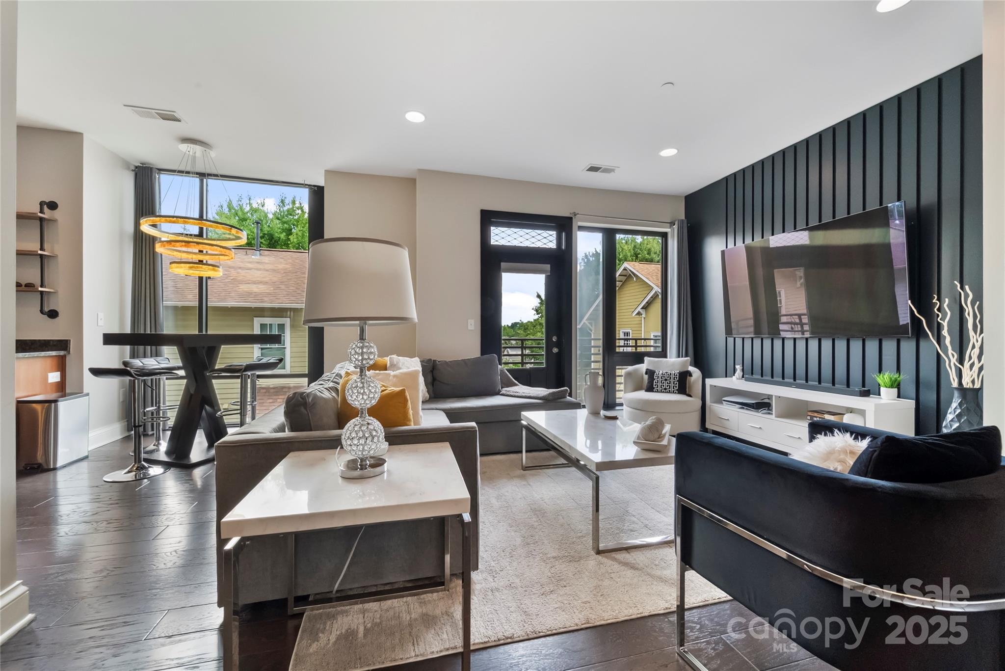 300 Magnolia Avenue Charlotte NC 28203