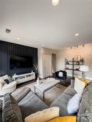 300 Magnolia Avenue Charlotte NC 28203