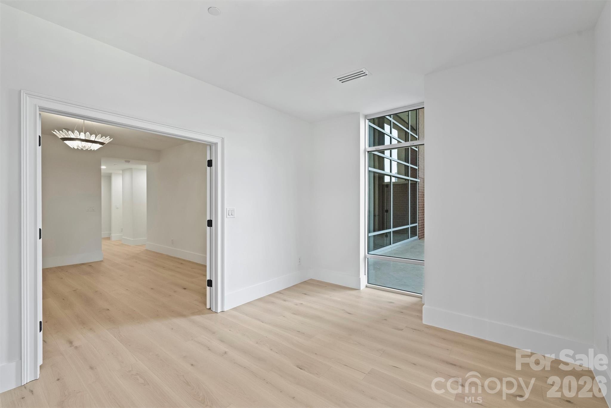 435 S Tryon Street Charlotte NC 28202