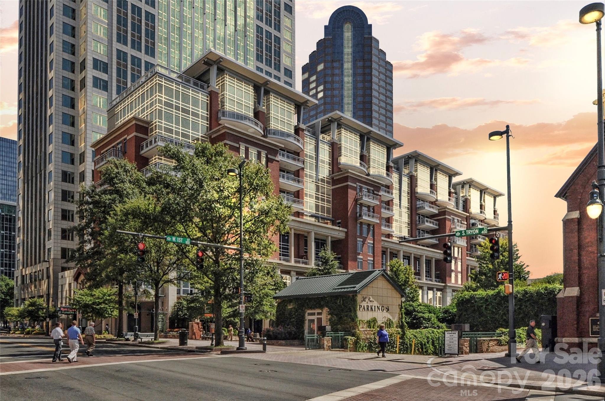 435 S Tryon Street Charlotte NC 28202
