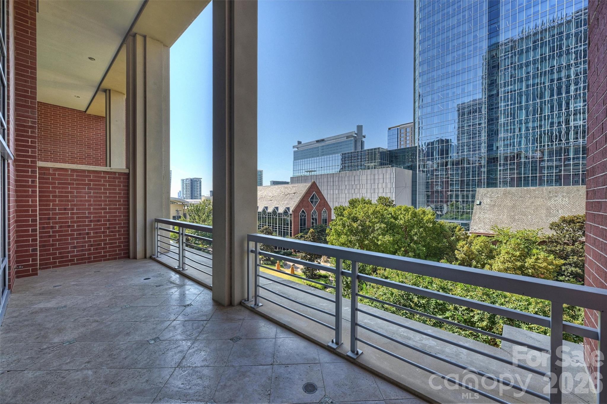 435 S Tryon Street Charlotte NC 28202